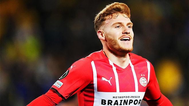 展示了他作 展示了他作