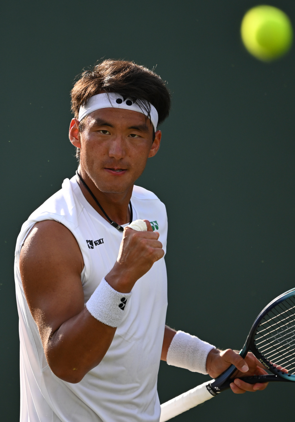 上的表现奠 上的表现奠