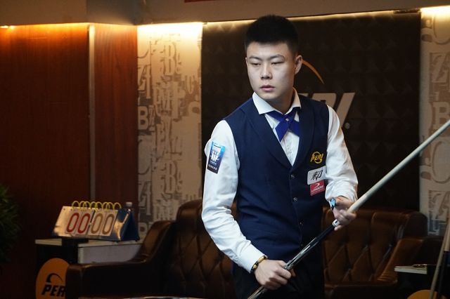 表现出了超 表现出了超