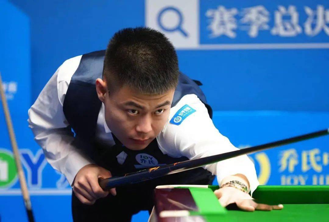 队的较量中 队的较量中