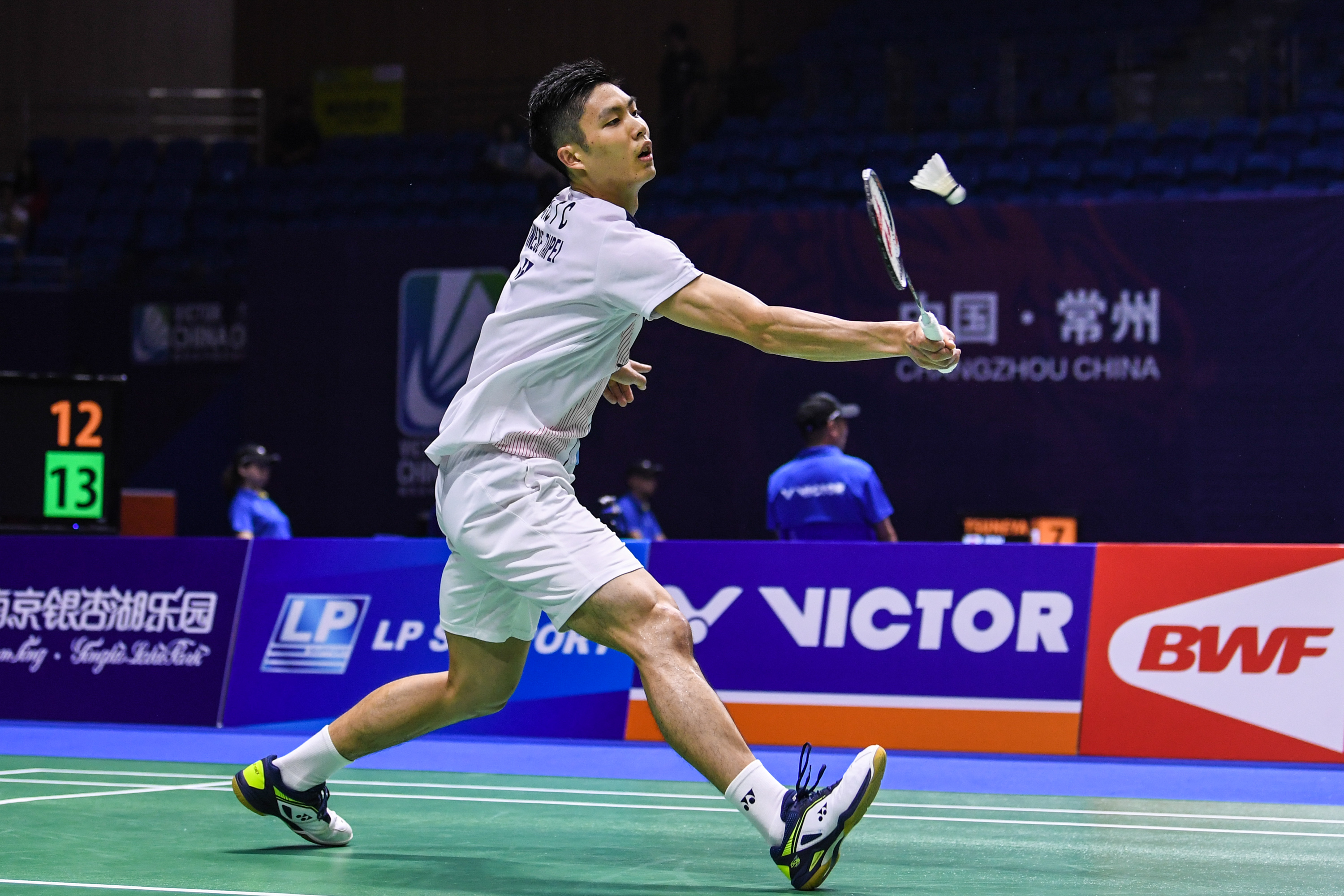 她们未能在 她们未能在