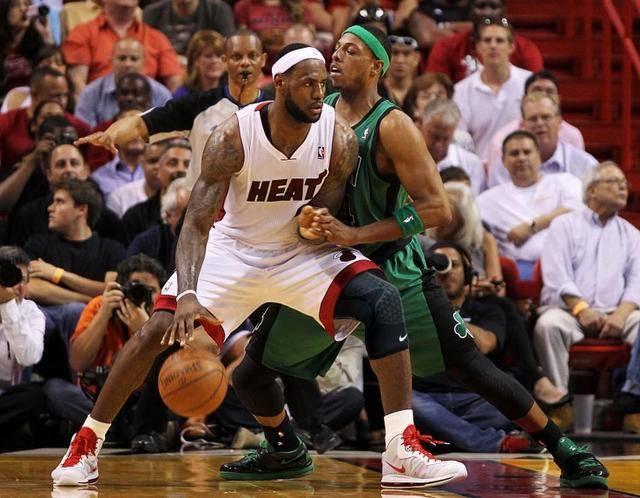 色的场上表 色的场上表