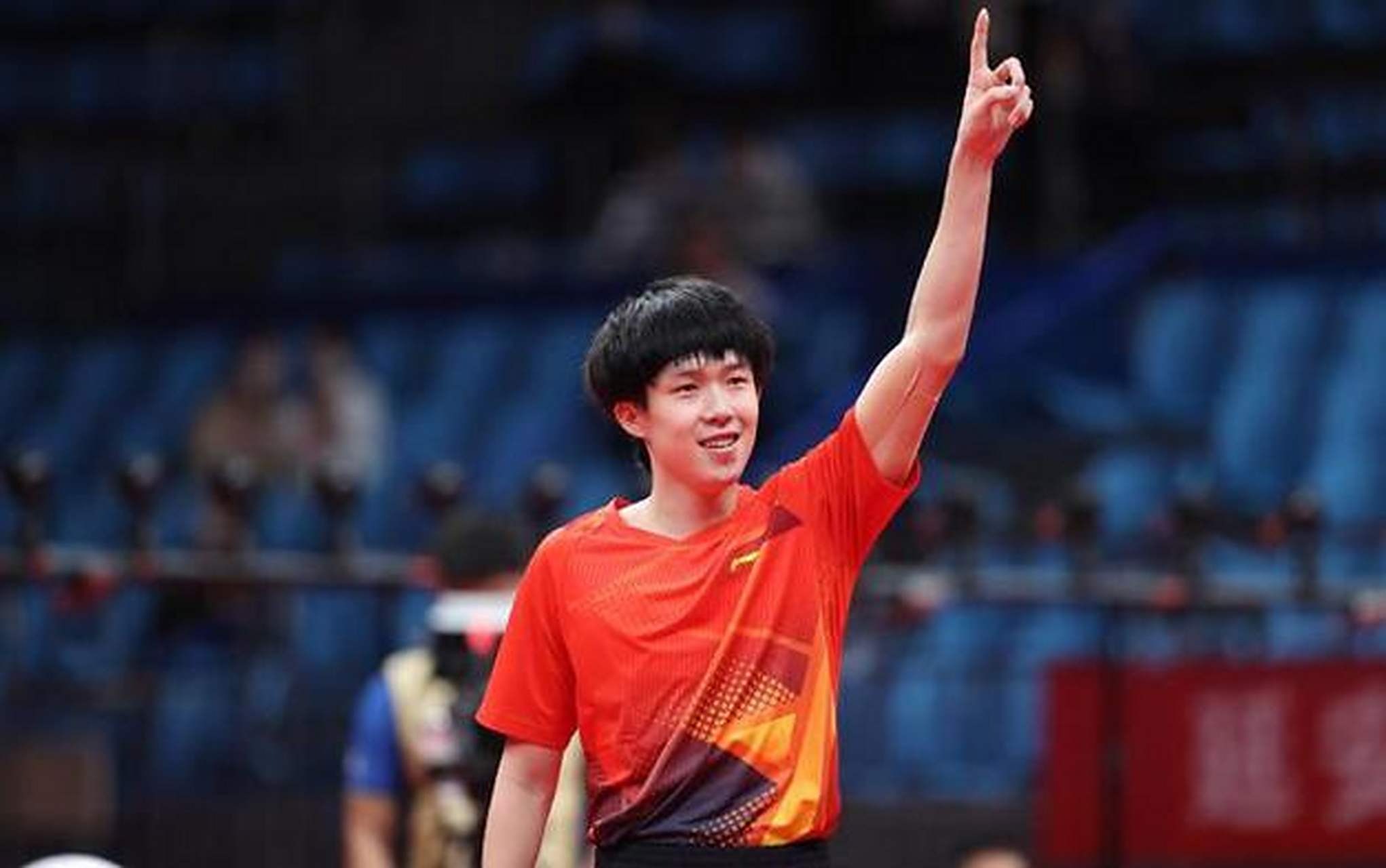 爵士显得更 爵士显得更