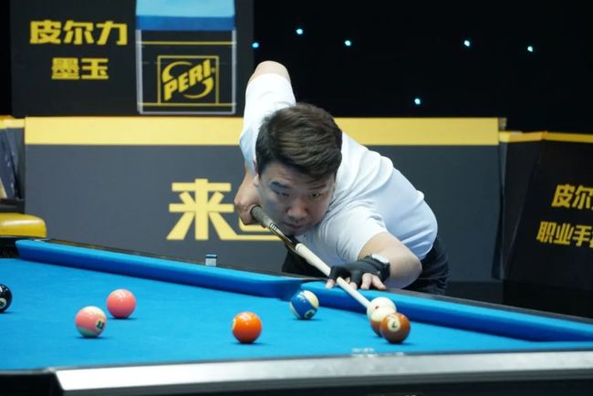 队的较量中 队的较量中