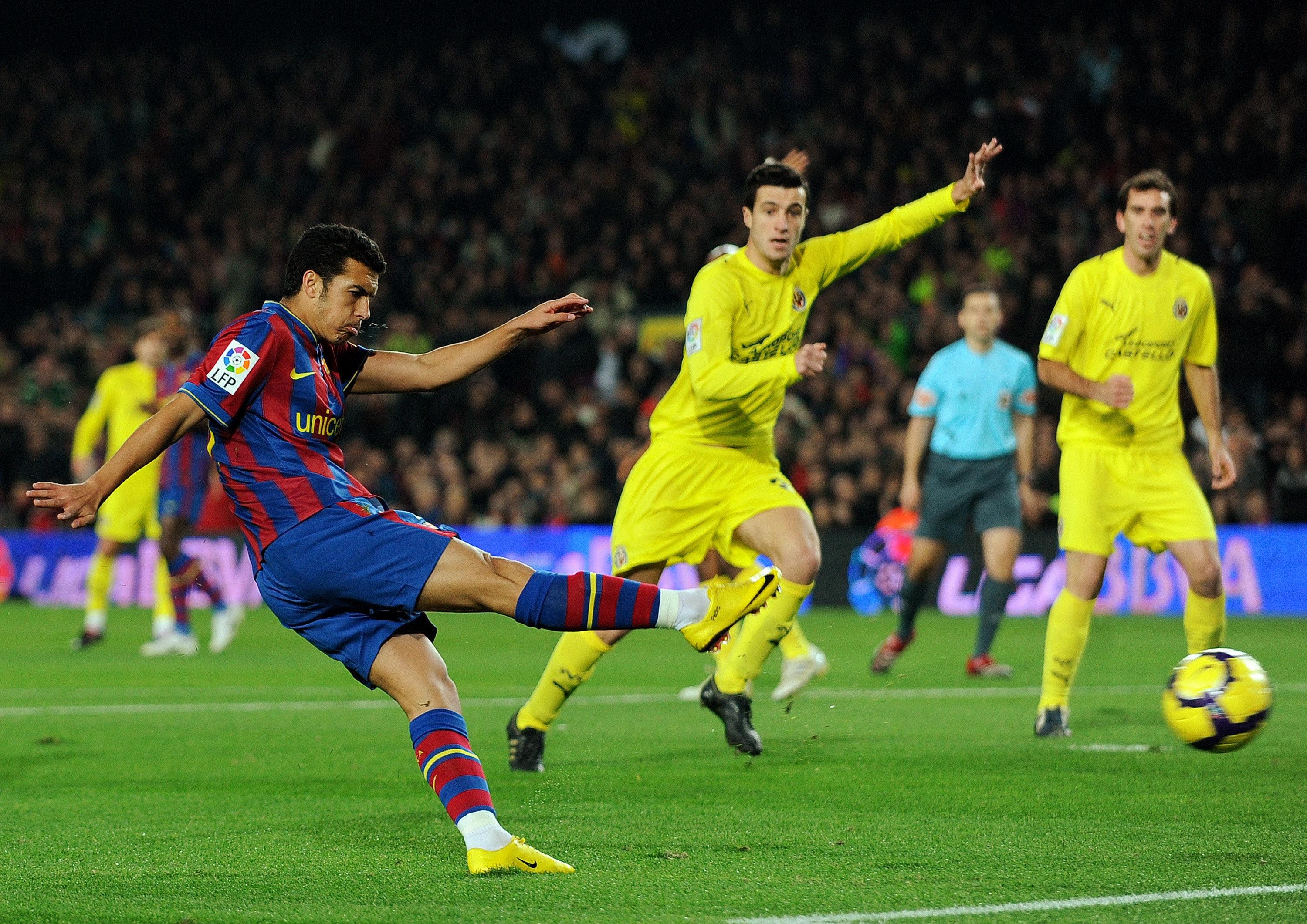 开局让他在 开局让他在